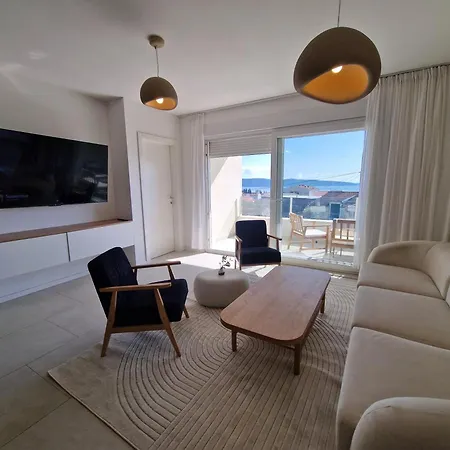 Sea Stone Sea-view With Private Garden & Terrace Апартаменты