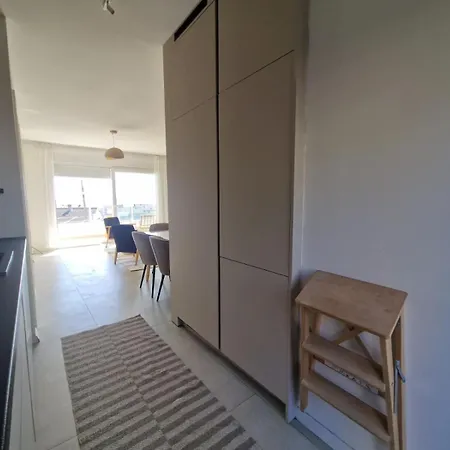 Sea Stone Sea-view With Private Garden & Terrace Апартаменты Каштела