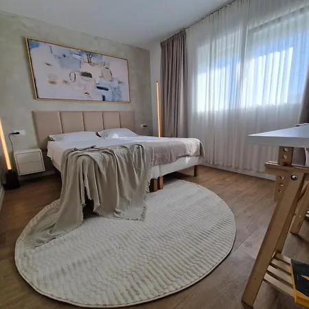 Sea Stone Sea-view With Private Garden & Terrace Каштела